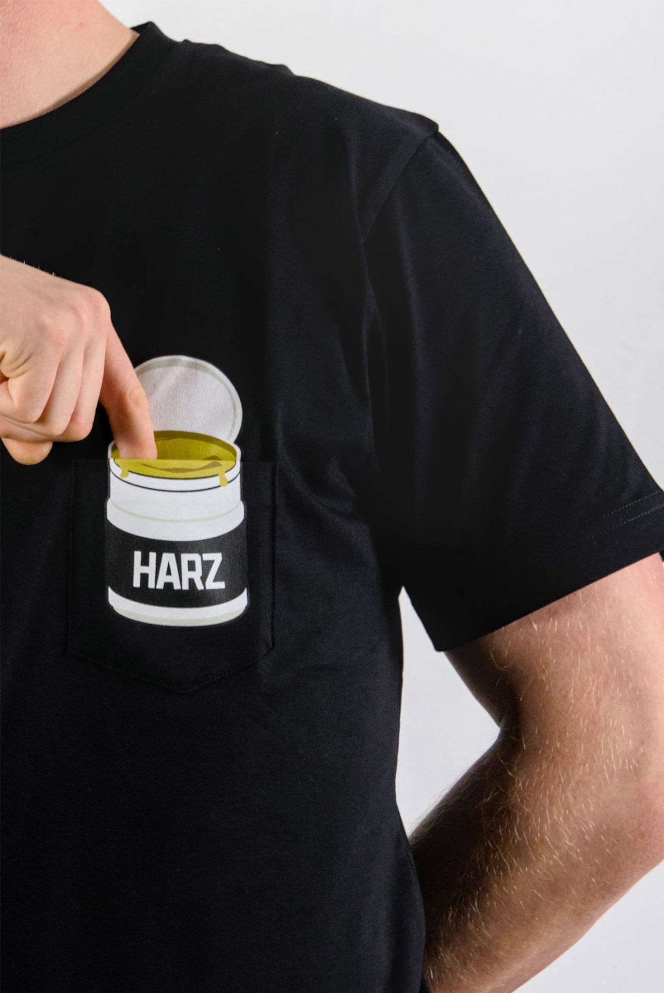 Handball Harz T-Shirt Brusttasche mit Harzdose zum reingreifen